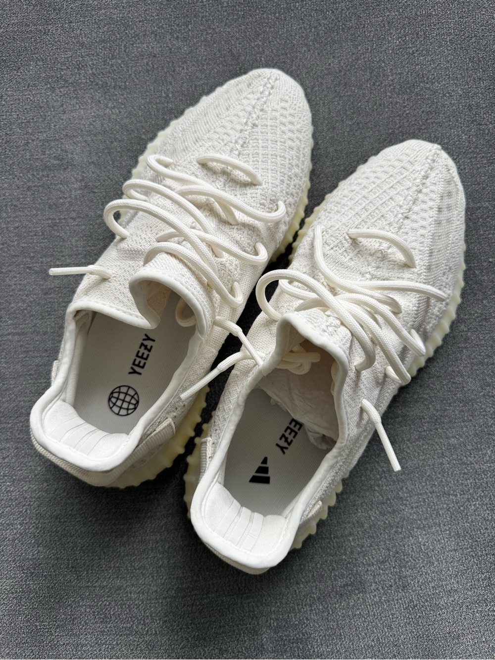 Yeezy Cream White Knit Low-Top Sneakers